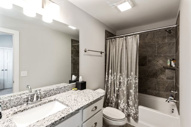 2151 Bayport Ave, Old Hickory, TN 37138