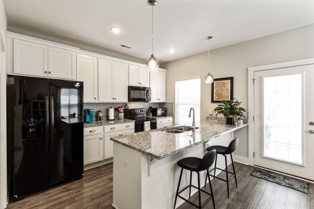 2151 Bayport Ave, Old Hickory, TN 37138