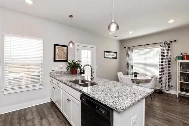 2151 Bayport Ave, Old Hickory, TN 37138