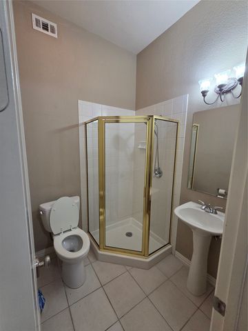 1670 Oak Ridge Drive, Corinth, TX 76210