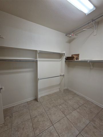 1670 Oak Ridge Drive, Corinth, TX 76210