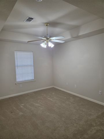 1670 Oak Ridge Drive, Corinth, TX 76210