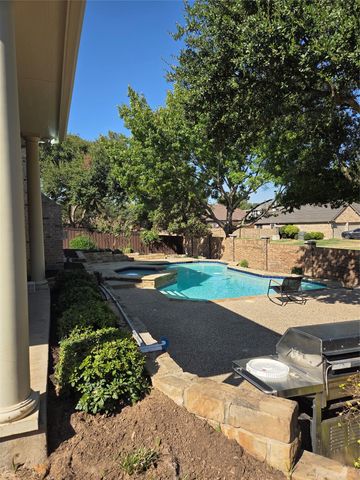 1670 Oak Ridge Drive, Corinth, TX 76210