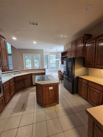 1670 Oak Ridge Drive, Corinth, TX 76210
