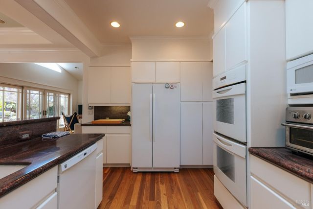 12801 Valley View Dr, Ukiah, CA 95482