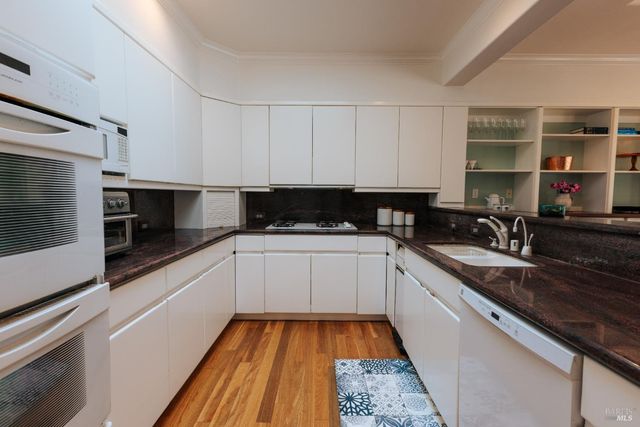 12801 Valley View Dr, Ukiah, CA 95482