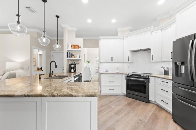 723 WATERSIDE COURT, Tarpon Springs, FL 34689