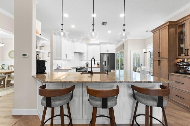 723 WATERSIDE COURT, Tarpon Springs, FL 34689