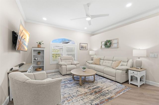 723 WATERSIDE COURT, Tarpon Springs, FL 34689