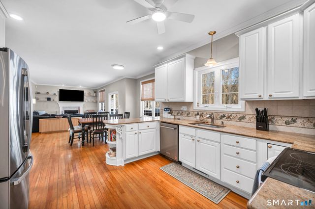 14 Briar Road, Bethany, CT 06524