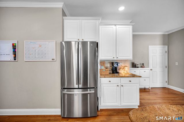 14 Briar Road, Bethany, CT 06524