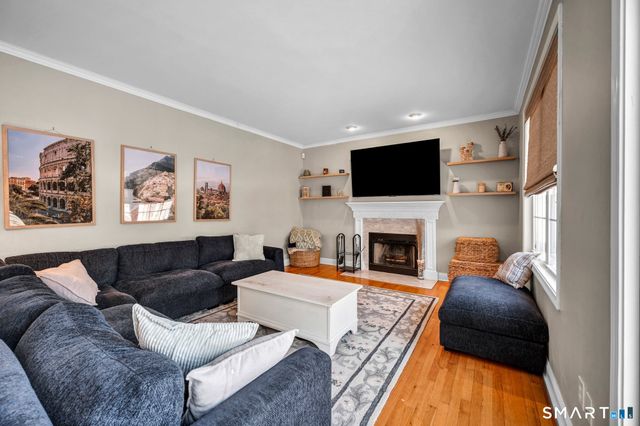 14 Briar Road, Bethany, CT 06524