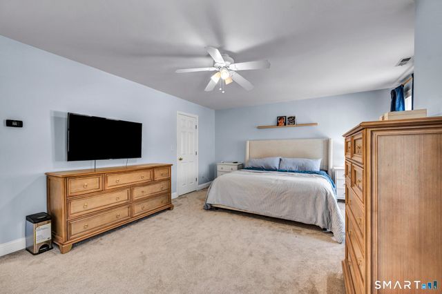 14 Briar Road, Bethany, CT 06524