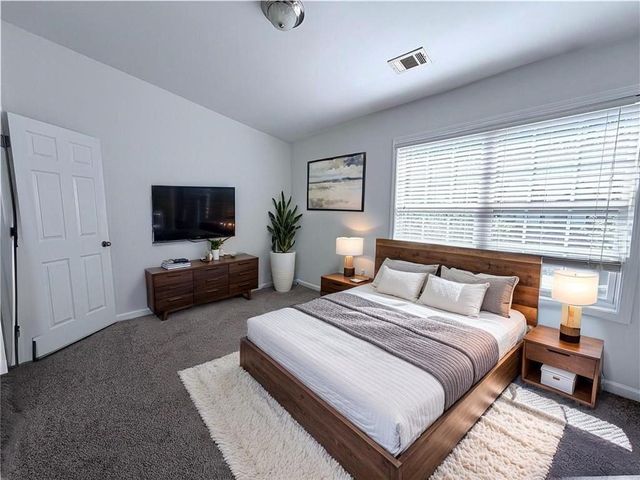 3710 Lakeside Walk Drive NW, Lilburn, GA 30047