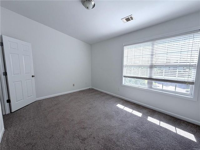 3710 Lakeside Walk Drive NW, Lilburn, GA 30047