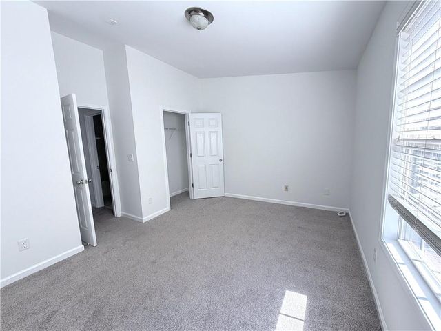 3710 Lakeside Walk Drive NW, Lilburn, GA 30047