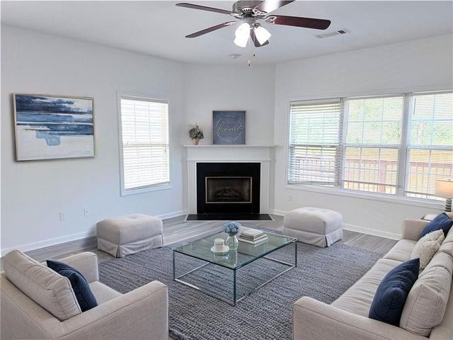 3710 Lakeside Walk Drive NW, Lilburn, GA 30047