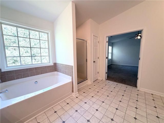 3710 Lakeside Walk Drive NW, Lilburn, GA 30047