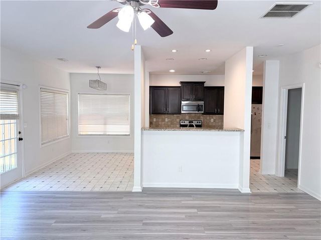 3710 Lakeside Walk Drive NW, Lilburn, GA 30047