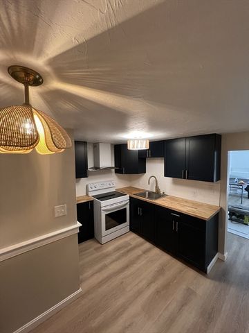 2 Tideview 8, Plymouth, MA 02368