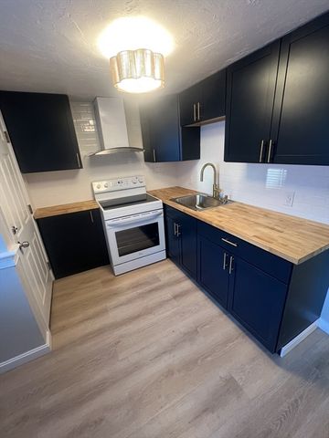 2 Tideview 8, Plymouth, MA 02368