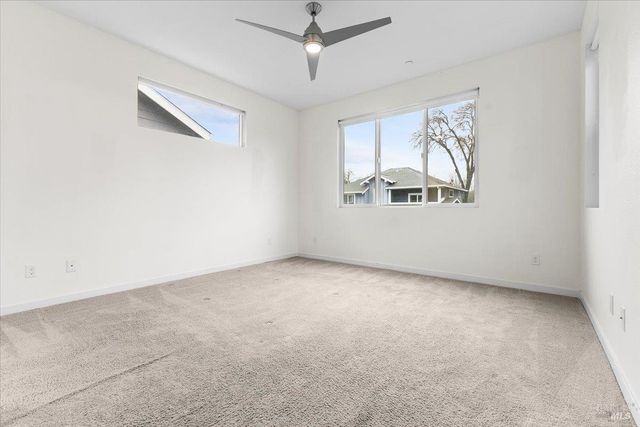 309 Sejong Ln, Santa Rosa, CA 95403