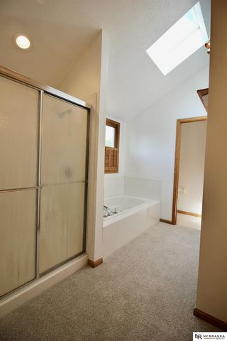 2001 Dana Lane, Papillion, NE 68133