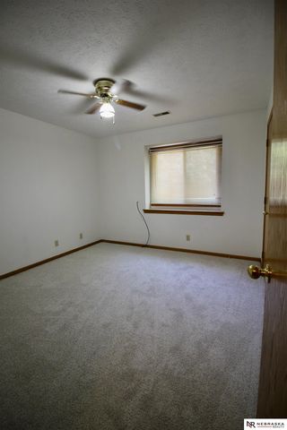 2001 Dana Lane, Papillion, NE 68133