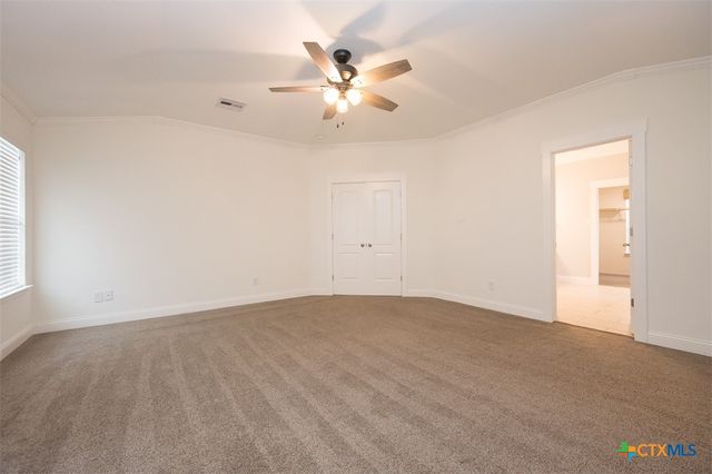 303 Crowfoot Drive, Harker Heights, TX 76548