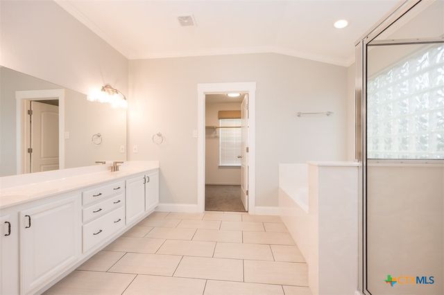 303 Crowfoot Drive, Harker Heights, TX 76548