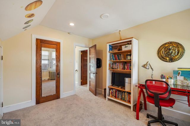 971 HENRY AVE, Wayne, PA 19087