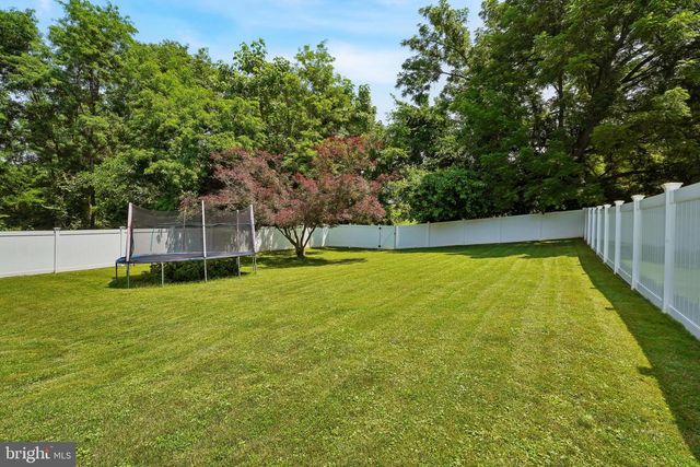 971 HENRY AVE, Wayne, PA 19087
