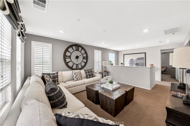17190 Pioneer, San Bernardino, CA 92407