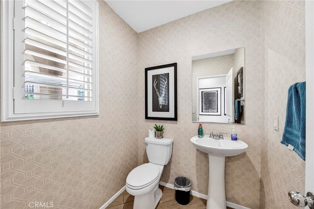 17190 Pioneer, San Bernardino, CA 92407