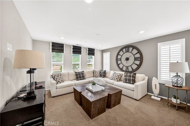 17190 Pioneer, San Bernardino, CA 92407