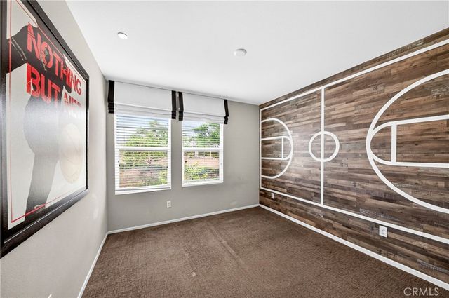 17190 Pioneer, San Bernardino, CA 92407