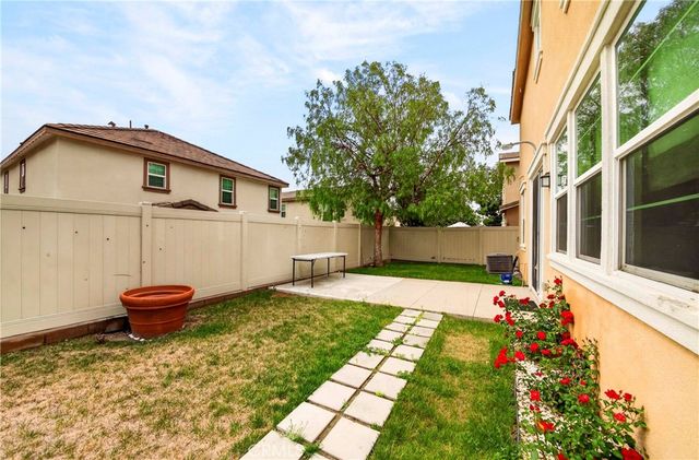 17190 Pioneer, San Bernardino, CA 92407