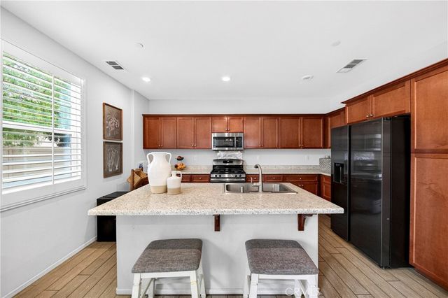 17190 Pioneer, San Bernardino, CA 92407