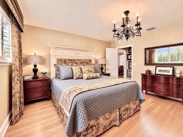 3015 DAWLEY AVENUE, Orlando, FL 32806
