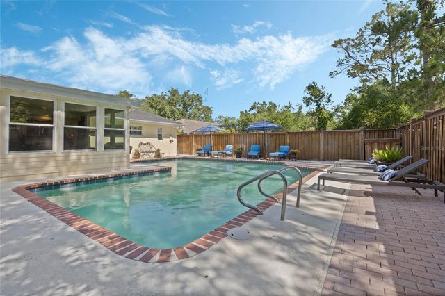 3015 DAWLEY AVENUE, Orlando, FL 32806