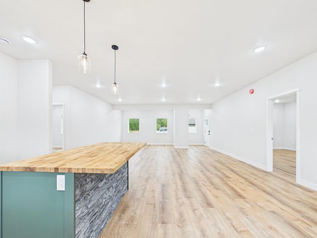 2807 W FIRST AVENUE, North Pole, AK 99705