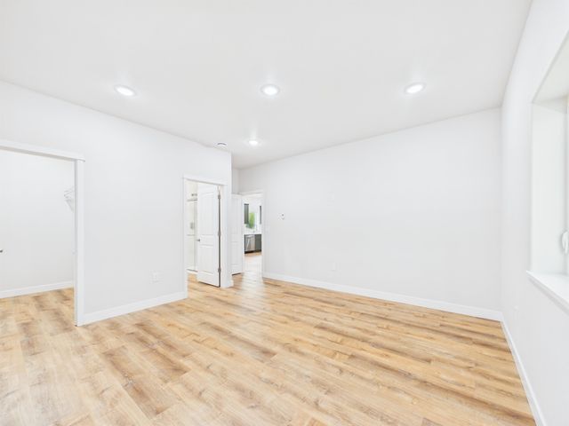 2807 W FIRST AVENUE, North Pole, AK 99705