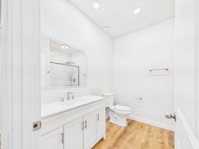 2807 W FIRST AVENUE, North Pole, AK 99705