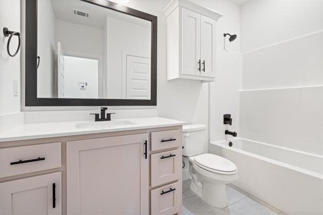 6904 SW High Meadow Boulevard, Bentonville, AR 72713