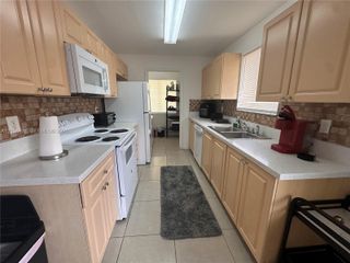 404 NW 2nd Avenue A, Hallandale Beach, FL 33009