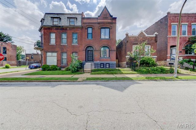 3504 Illinois Avenue, St Louis, MO 63118