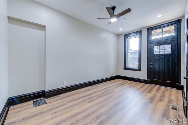 3504 Illinois Avenue, St Louis, MO 63118