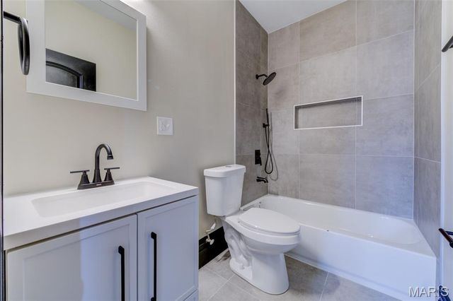 3504 Illinois Avenue, St Louis, MO 63118