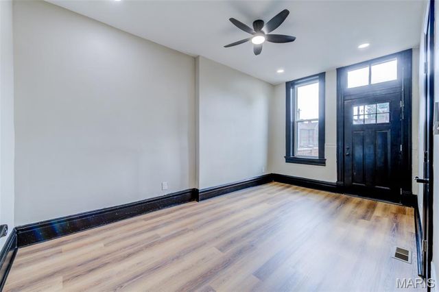3504 Illinois Avenue, St Louis, MO 63118