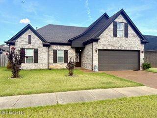 7934 Sycamore Drive, Southaven, MS 38671